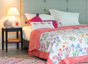 2-2-4-related_content_580_lookbook-web